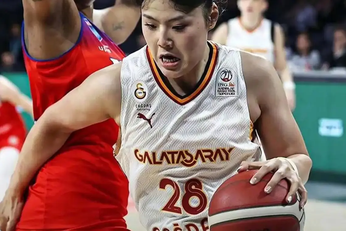 年WNBA, 她即将完成